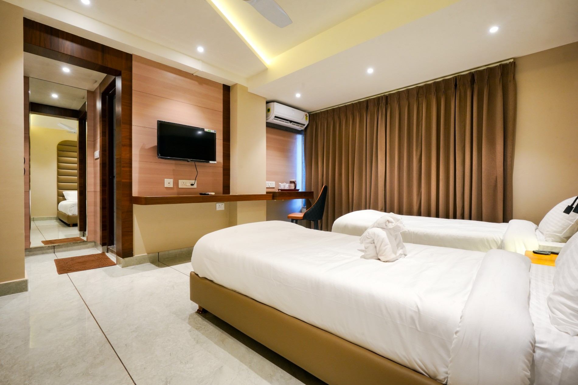 Guest room at Luxmi Guest House